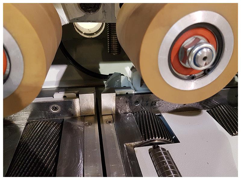 Cantek - CFS100 Automatic Defect Cut-Off Chop Saw