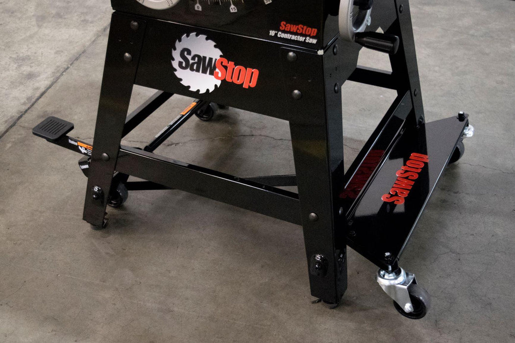 SawStop CNS175-PFA30 1.75HP Contractor Saw with 30” aluminum extrusion fence & rail kit